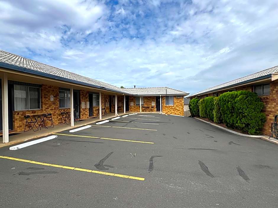 Almond Inn Motel