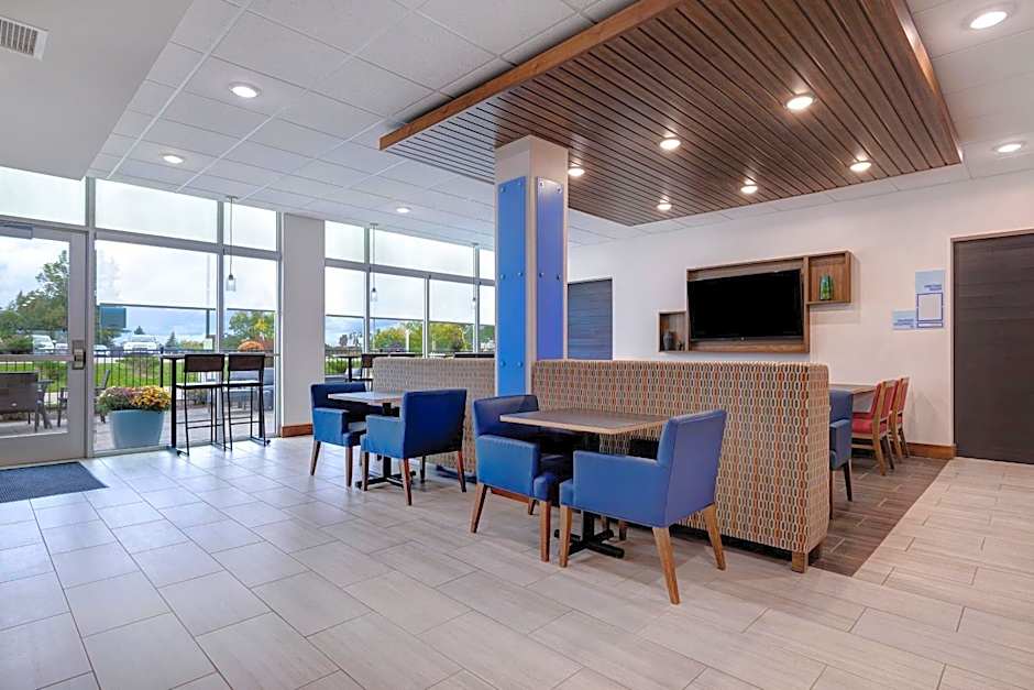 Holiday Inn Express & Suites - Grand Rapids South - Wyoming By IHG