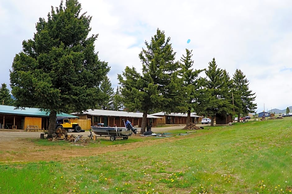 Eagle Nest Fly Shack & Lodge