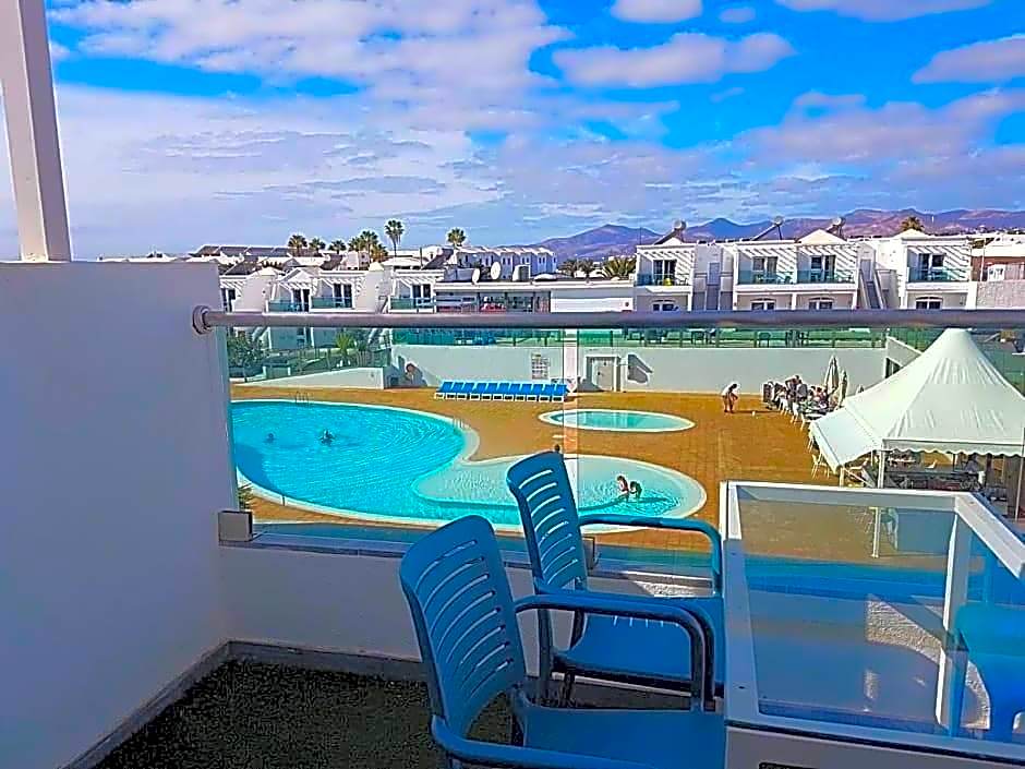 Blue Sea Lanzarote Palm