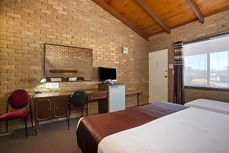 1-Bedroom Self-Contained Unit