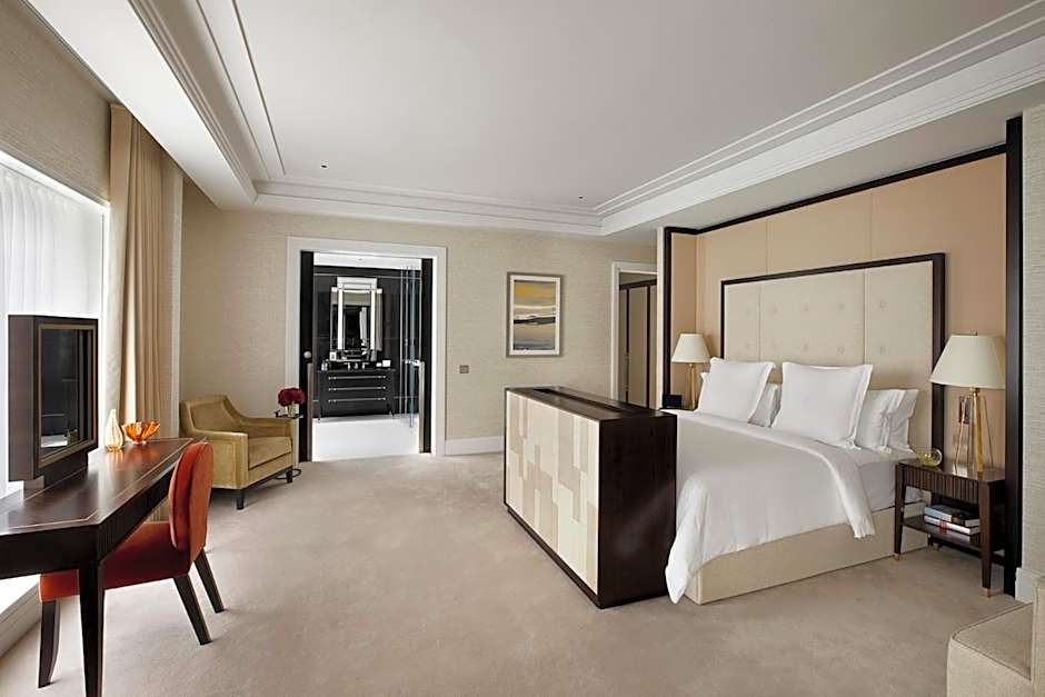 Four Seasons Hotel London at Ten Trinity Square