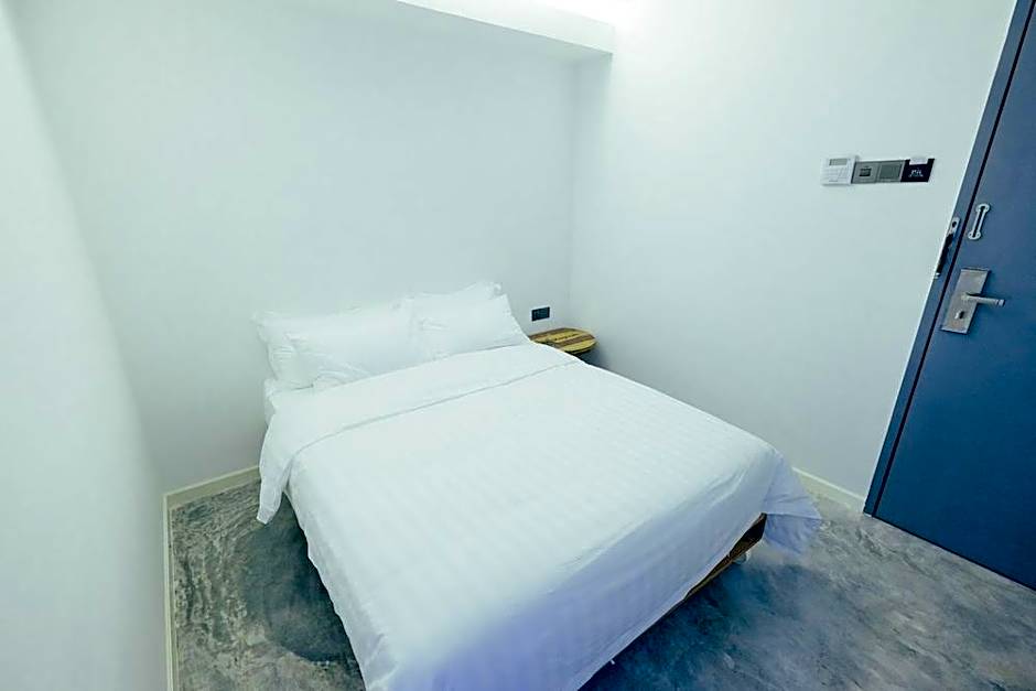 White Loft Hotel