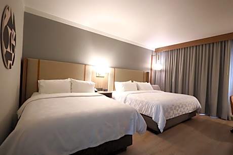 Standard Room with Two Queen Beds