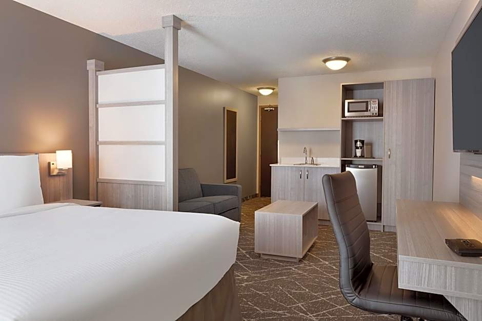 Microtel Inn & Suites By Wyndham Lloydminster