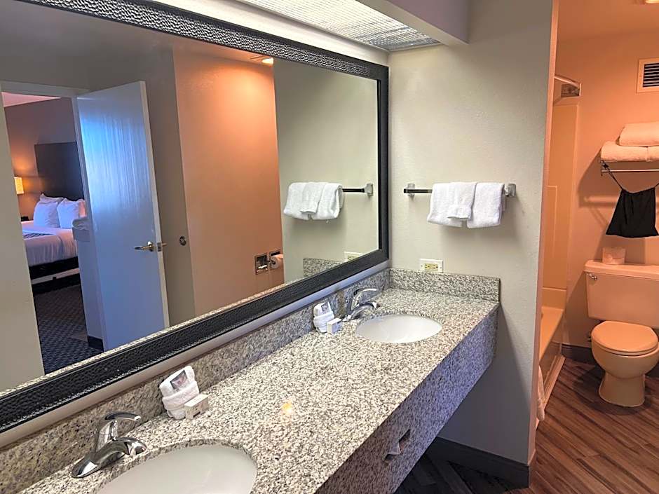 La Quinta Inn & Suites by Wyndham Denver Englewood Tech Ctr