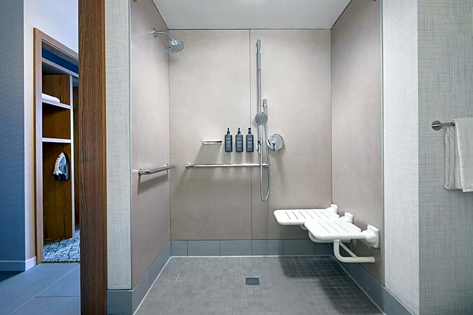 Sheraton Westport Plaza Hotel St. Louis