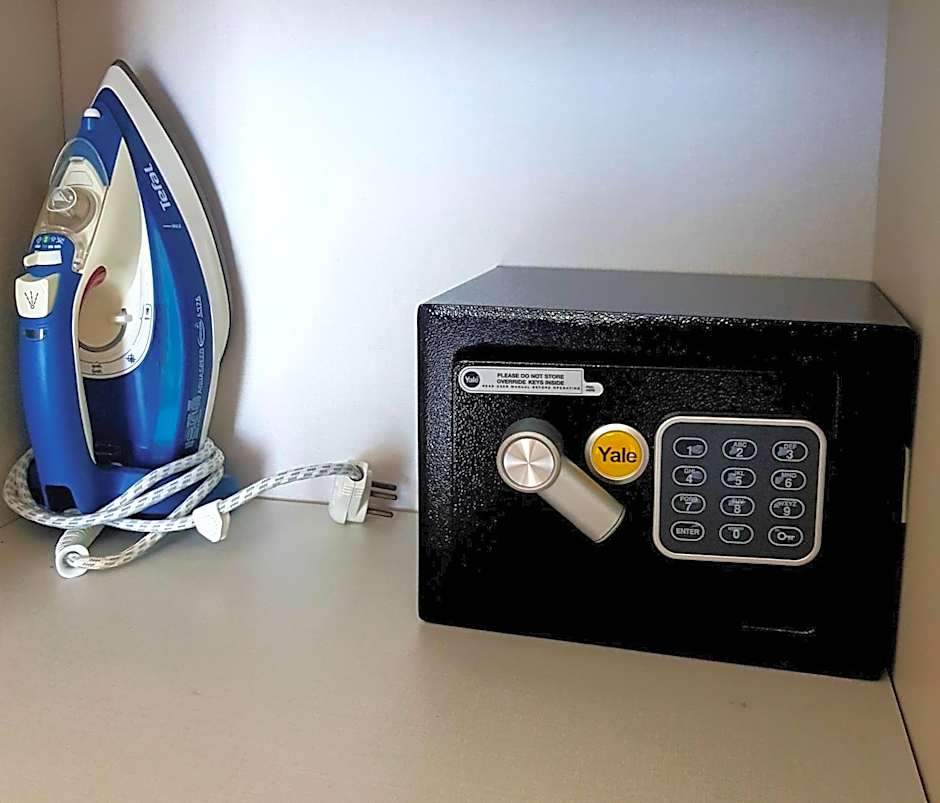 Neot Golf, Ziv's Place