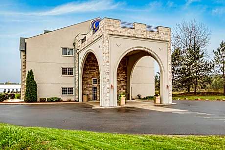 Comfort Suites at Par 4 Resort