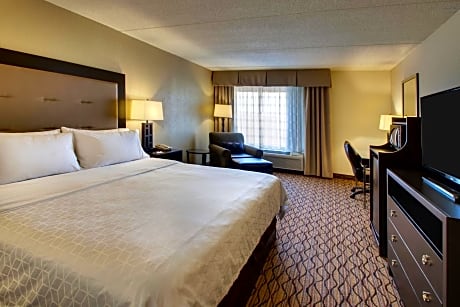 King Room - Hearing Accessible/Non-Smoking