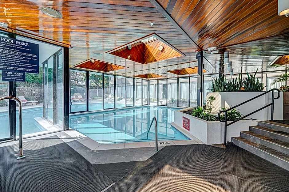 DoubleTree By Hilton Atlanta Windy Hill Ballpark