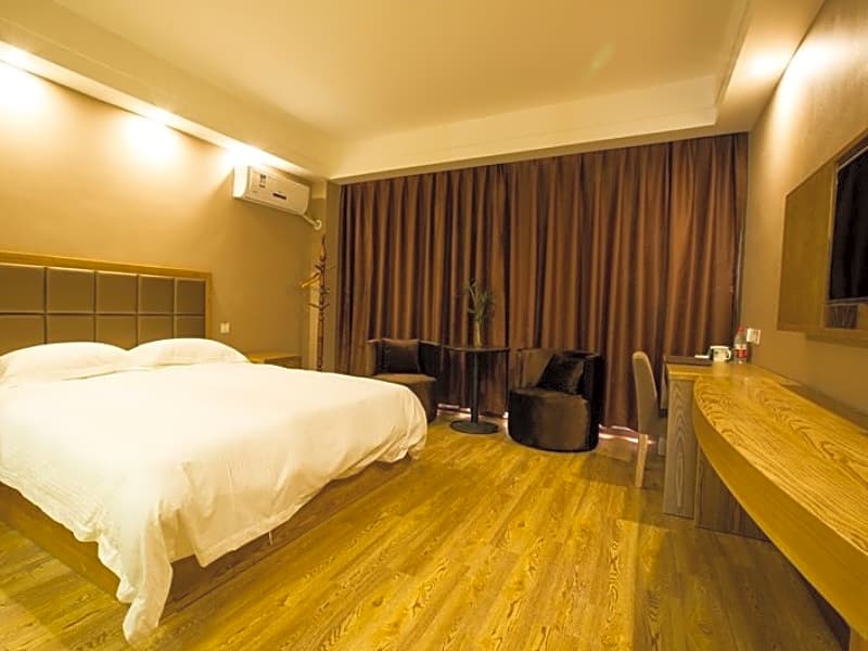 GreenTree Inn Nantong Huida Square Yuejiang Road Express Hotel