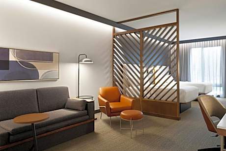 Premium Executive Room with Sofa Bed - Hearing Accessible