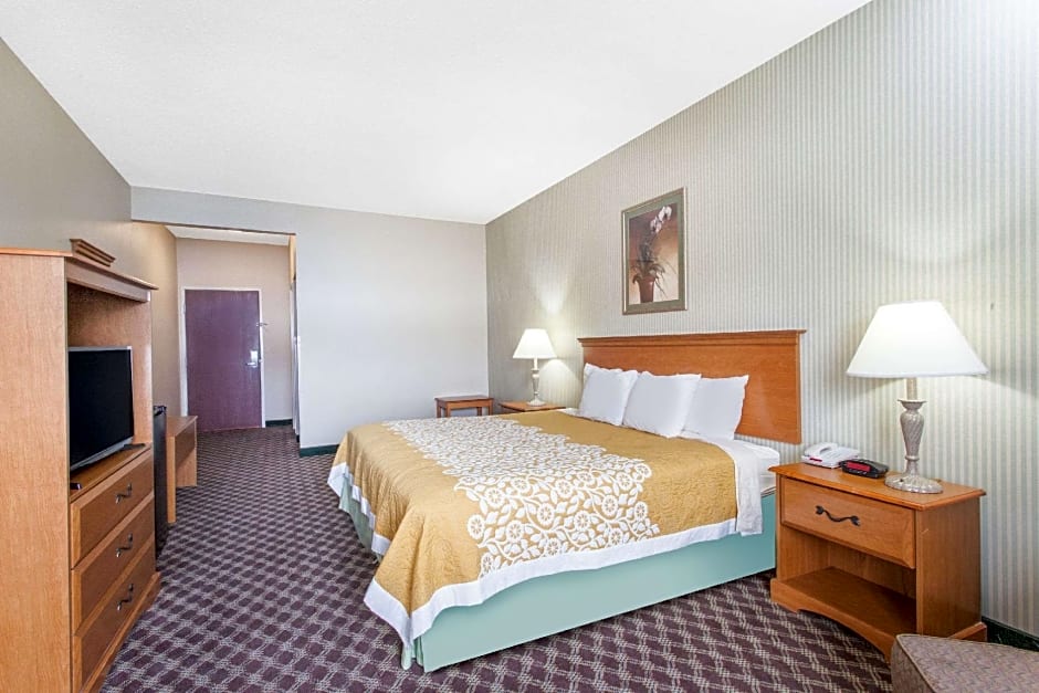 Days Inn & Suites by Wyndham Seaford