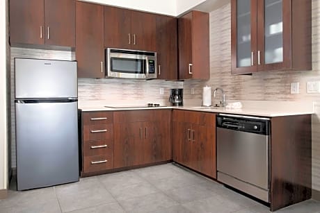 Suite, 1 Bedroom (1 King Bed and 1 Double Sofa Bed)