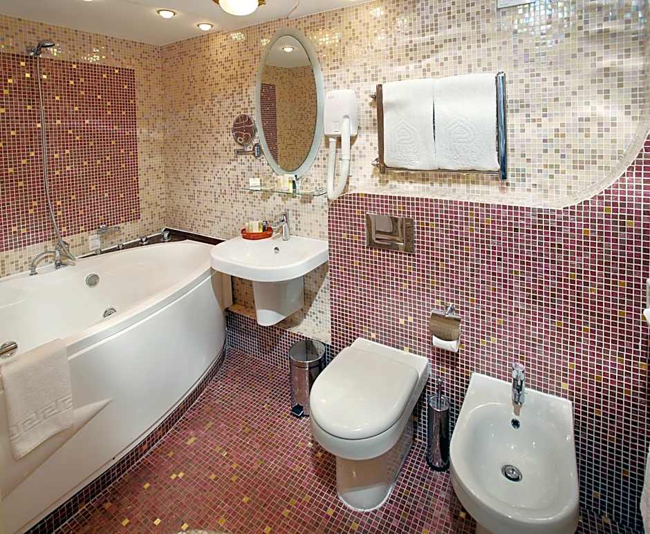 Premier Hotel Rus