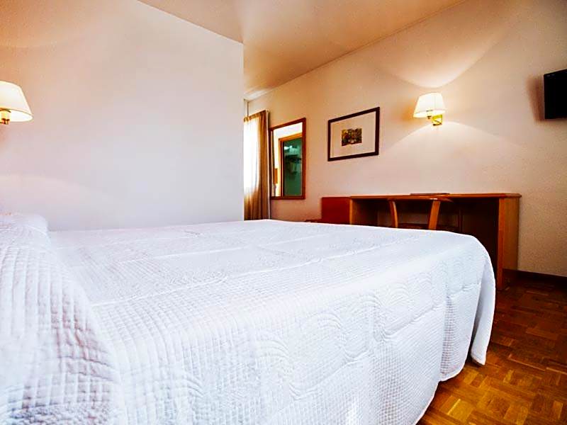 Hotel Alcarria