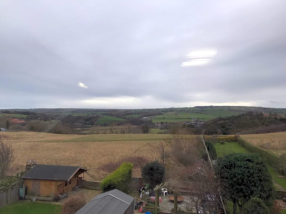 Mooredge - Room only