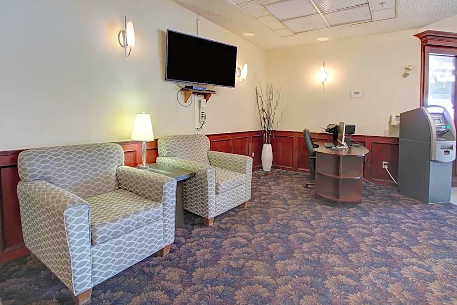 Ramada by Wyndham Nisku Edmonton Airport