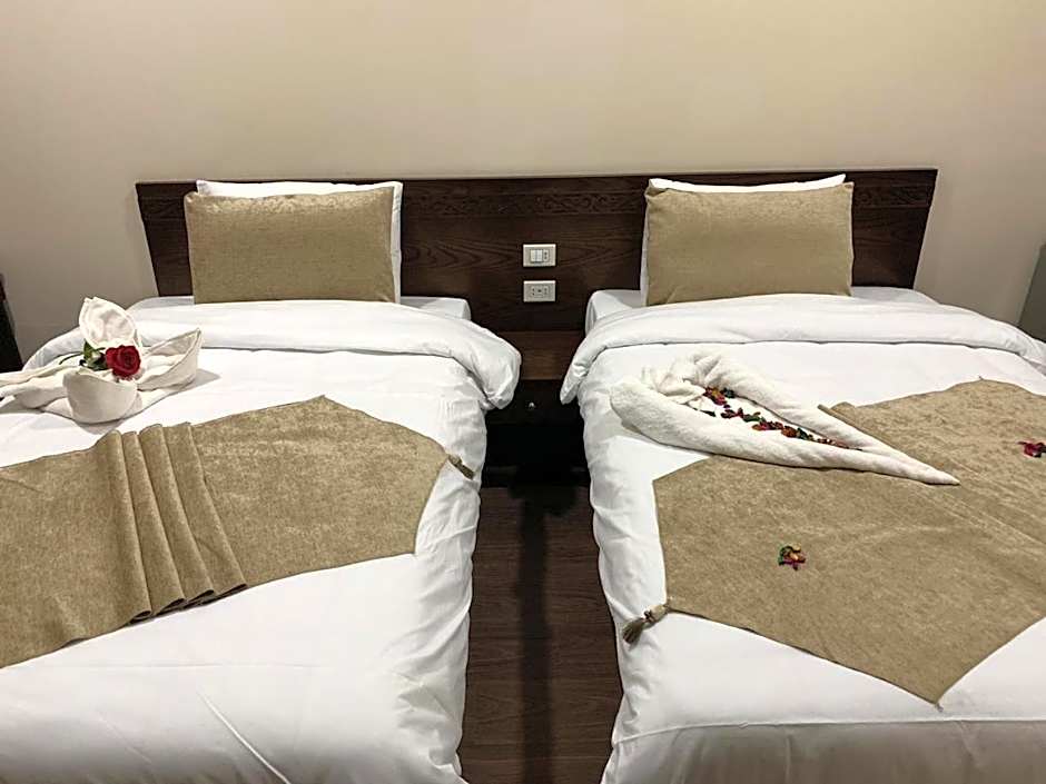 Miramar Talaat Harb Square