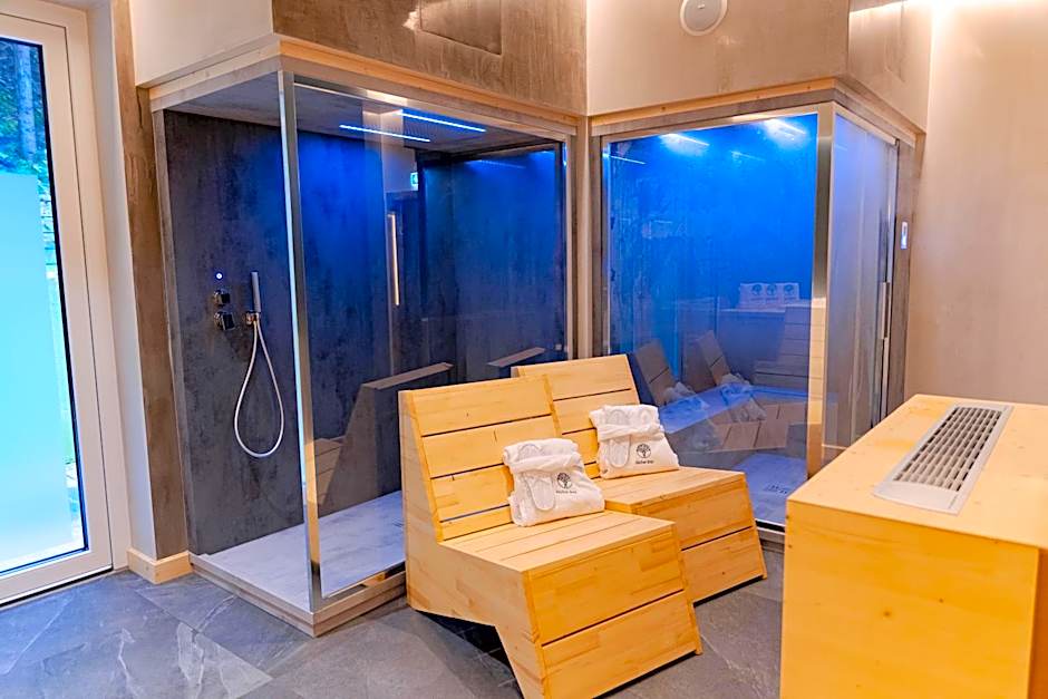 Hotel INA