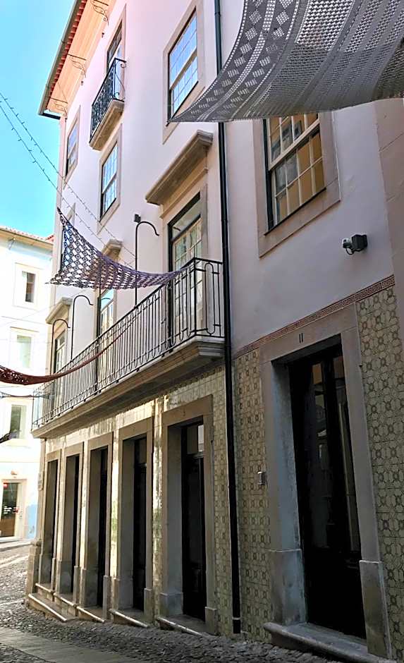 Change The World Hostels - Coimbra - Almedina