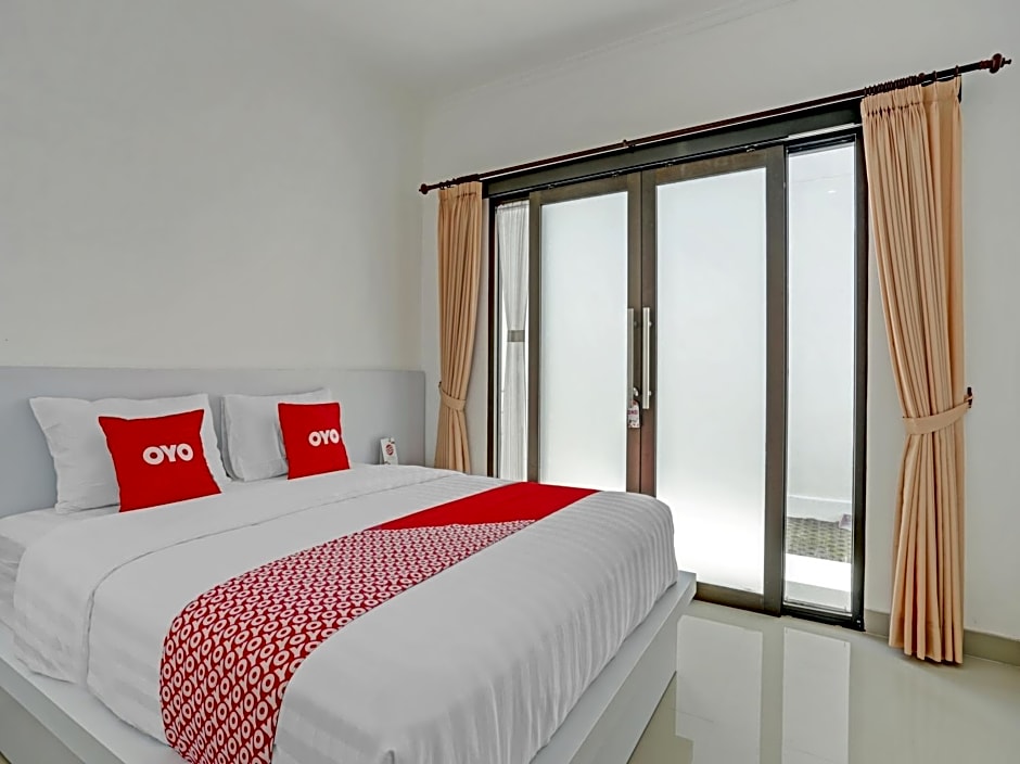 OYO 90525 White Guesthouse