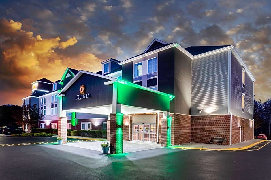 La Quinta by Wyndham Stonington-Mystic Area