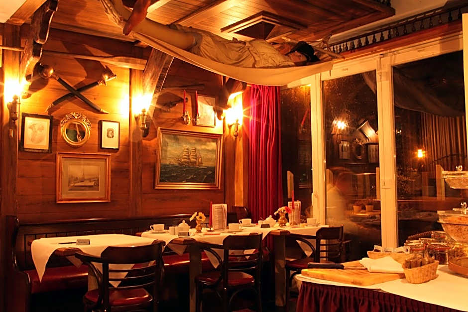 Strandhotel Deichgraf Graal-Müritz