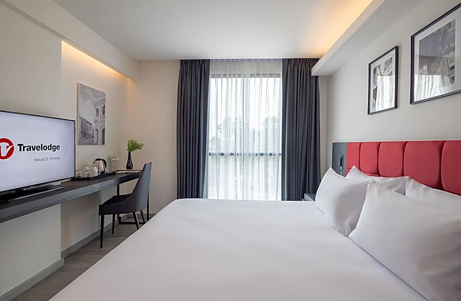 Travelodge Phuket Town