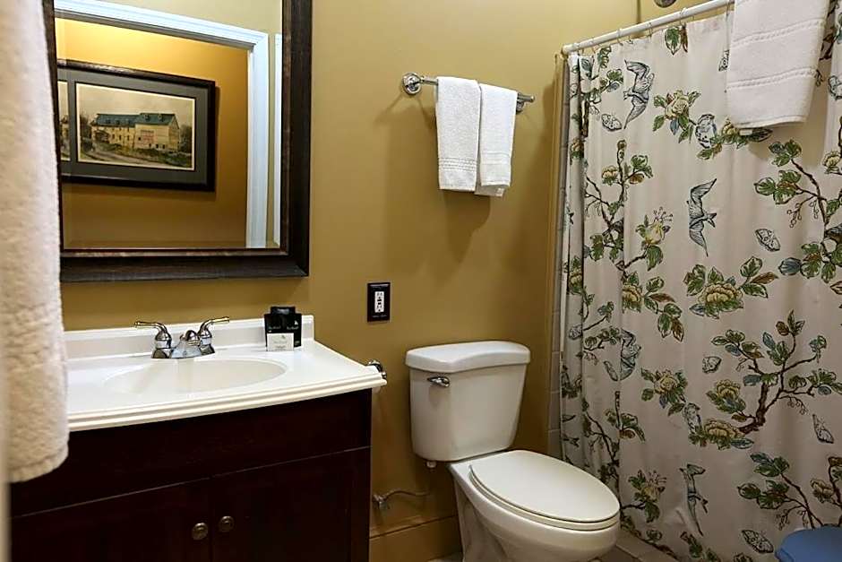 The Lafayette Inn & Restaurant
