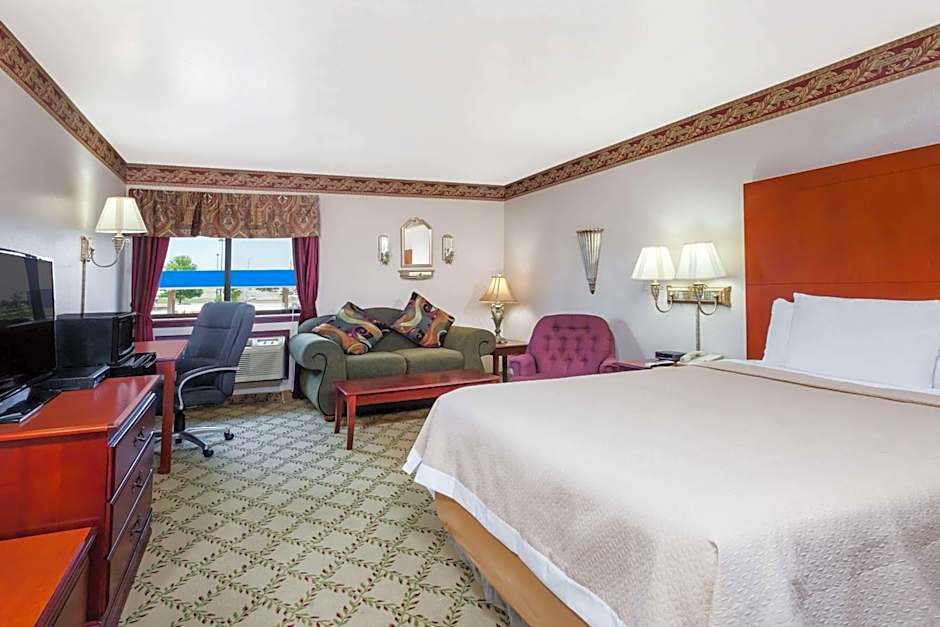 Days Inn by Wyndham Dyersburg