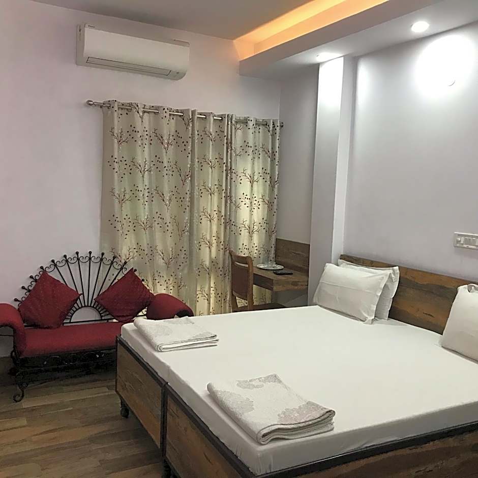 Tatvamasi Homestay