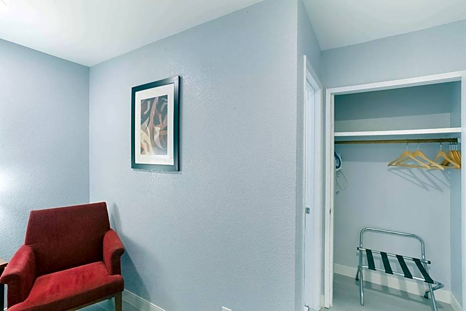 Quality Inn Redding near I-5