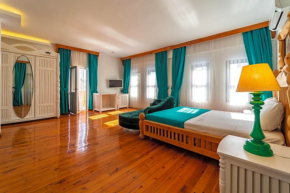 Photo 1 of 10 of Deluxe 1 Double Bed or 2 Beds