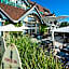 Renaissance Paris Hippodrome de St. Cloud Hotel
