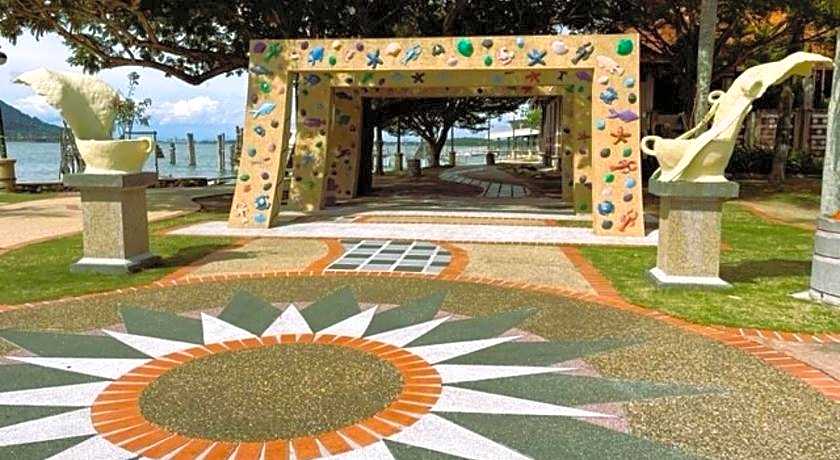 Dindings Pantai Desair Apartment By DPD