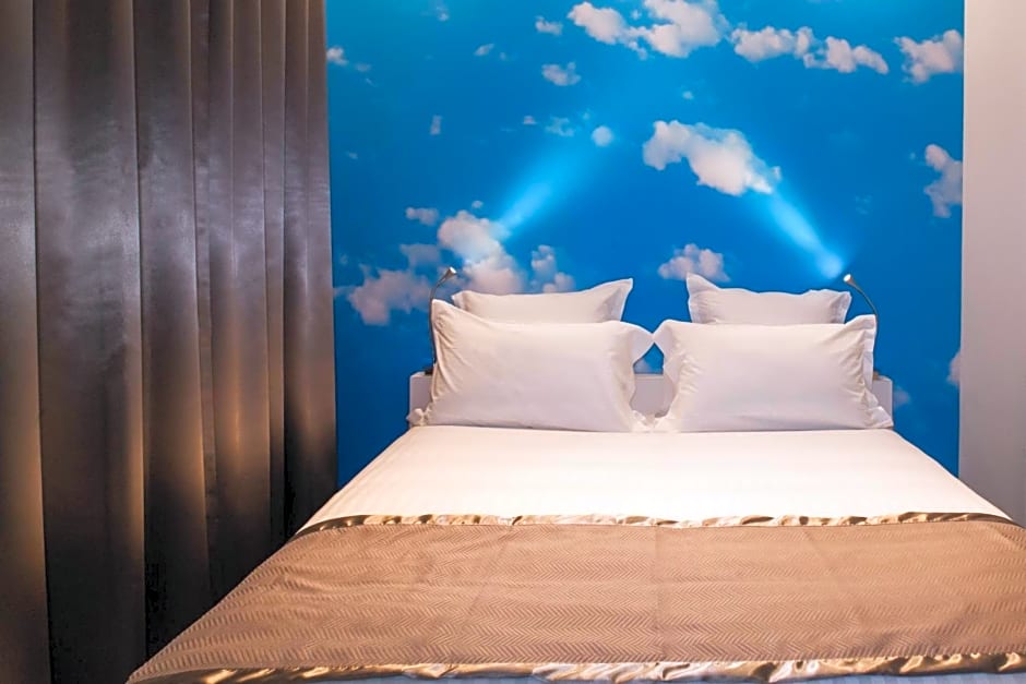 Hotel Sixteen Paris Montrouge