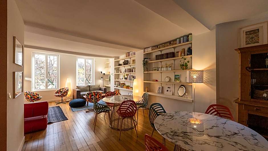 Chambres au coeur du quartier historique - Maison Alternativi