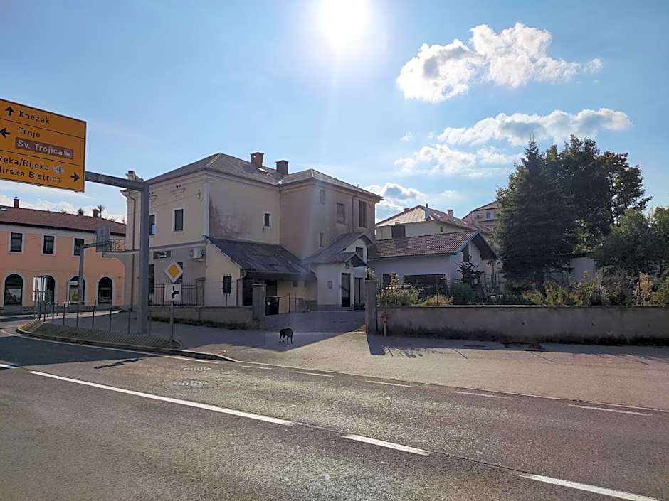 Family Hostel Pivka