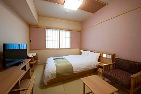 Adjoining Double Room with Shower and Private Toilet