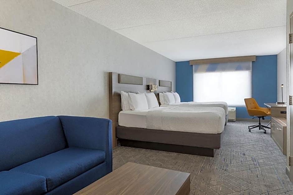 Holiday Inn Express & Suites Ottawa East-Orleans By IHG