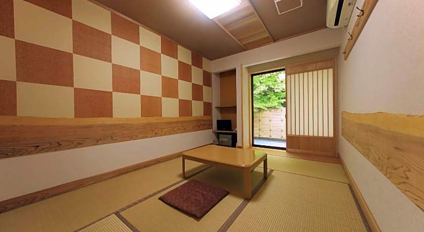 Yumoto Onsen Oharasansou - Mountain Village -