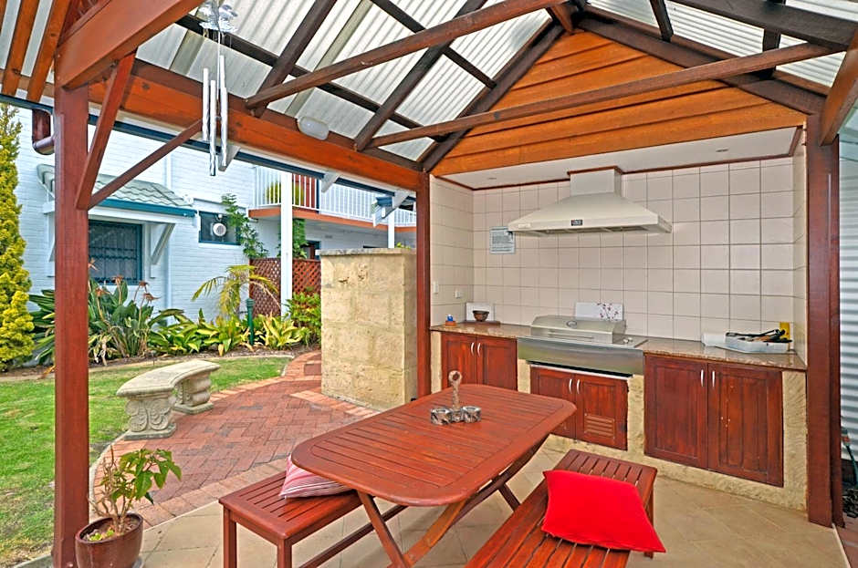 Dolphin Lodge Albany - Self Contained Apartments at Middleton Beach