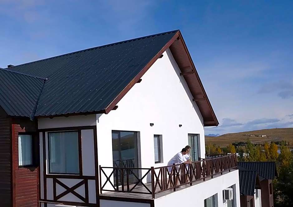 Xelena Hotel & Suites