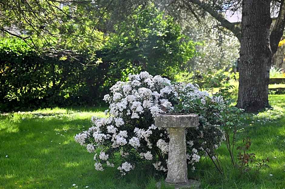 Logis Hôtel La Demeure du Perron