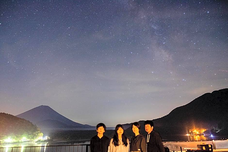 Shoji Lake Hotel