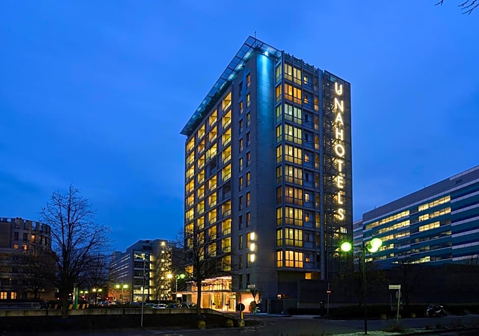 UNA Hotels The One Milano Hotel & Residence