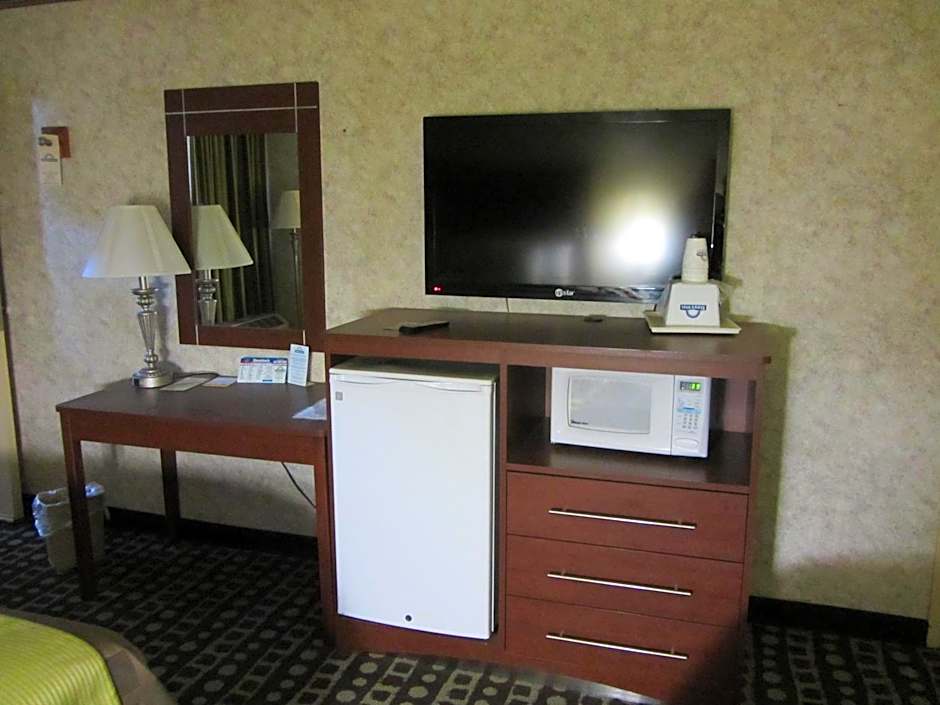 Days Inn by Wyndham Midland