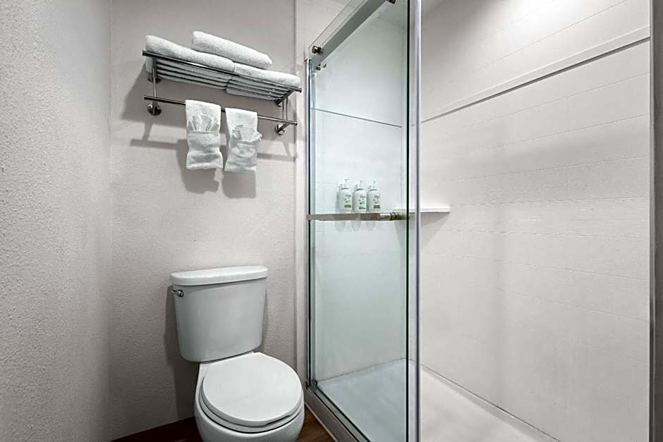 Ramada by Wyndham York Harrisburg Hersey